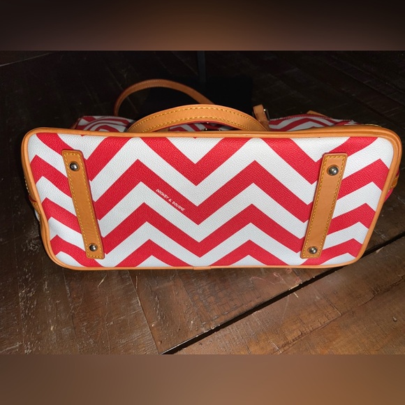 Dooney & Bourke Red Chevron Tote Bag - Picture 4 of 16